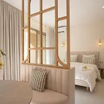Ξενοδοχείο με διαμερίσματα Maison Raphael - Plages, Et Gare A Pied 3*