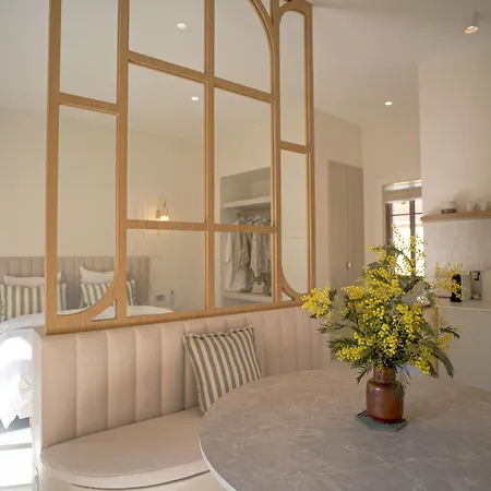 Maison Raphael - Plages, Et Gare A Pied 4* Saint-Raphaël