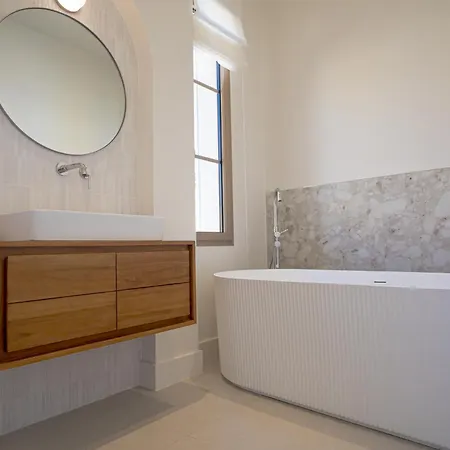 Maison Raphael - Plages, Et Gare A Pied Lägenhetshotell