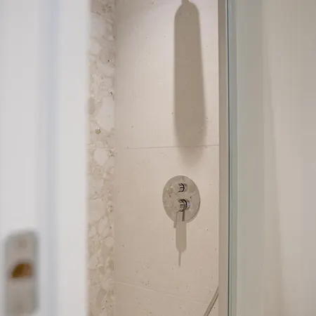 Lägenhetshotell Maison Raphael - Plages, Et Gare A Pied 4*