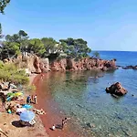 Maison Raphael - Plages, Et Gare A Pied Aparthotel Saint-Raphaël