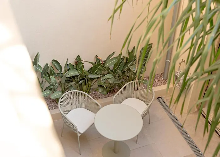 Maison Raphael - Plages, Et Gare A Pied Apartahotel Saint-Raphaël