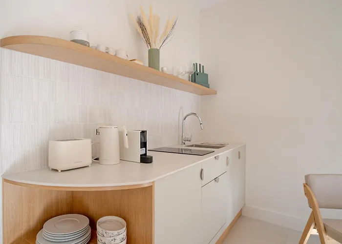 Maison Raphael - Plages, Et Gare A Pied 4* Saint-Raphaël