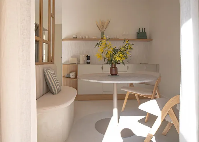 Maison Raphael - Plages, Et Gare A Pied Apartahotel Saint-Raphaël