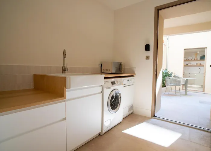 Maison Raphael - Plages, Et Gare A Pied 4* Saint-Raphaël