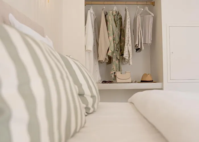 Apartahotel Maison Raphael - Plages, Et Gare A Pied 4*