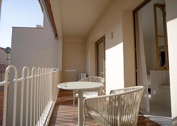 Maison Raphael - Plages, Et Gare A Pied Apartahotel 4*