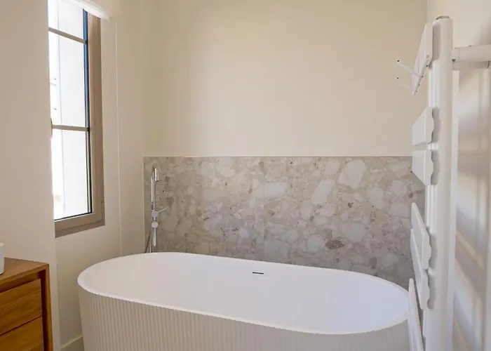 Maison Raphael - Plages, Et Gare A Pied 4* Saint-Raphaël